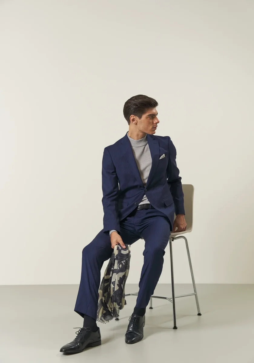 Abito blu gessato lana stretch custom fit - immagine 2